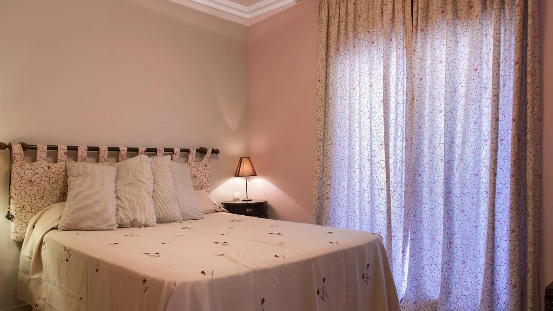 بيت للعطل La Buganvilla Del Chaparral ماربيا إسبانيا